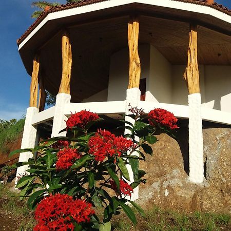 Hotel Peace & Lodge ซามารา ภายนอก รูปภาพ