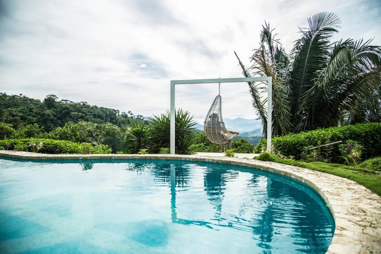 Hotel Peace & Lodge ซามารา ภายนอก รูปภาพ