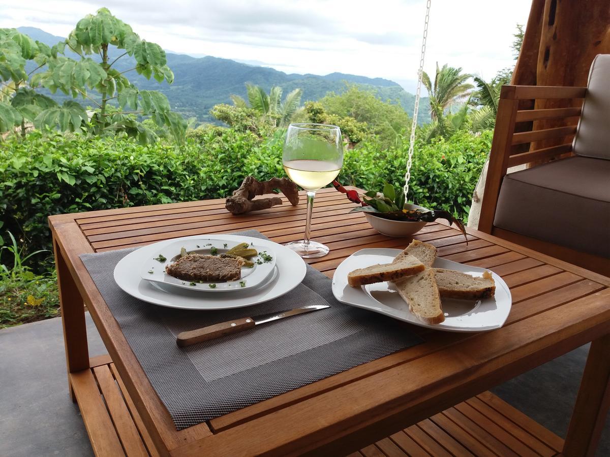 Hotel Peace & Lodge ซามารา ภายนอก รูปภาพ