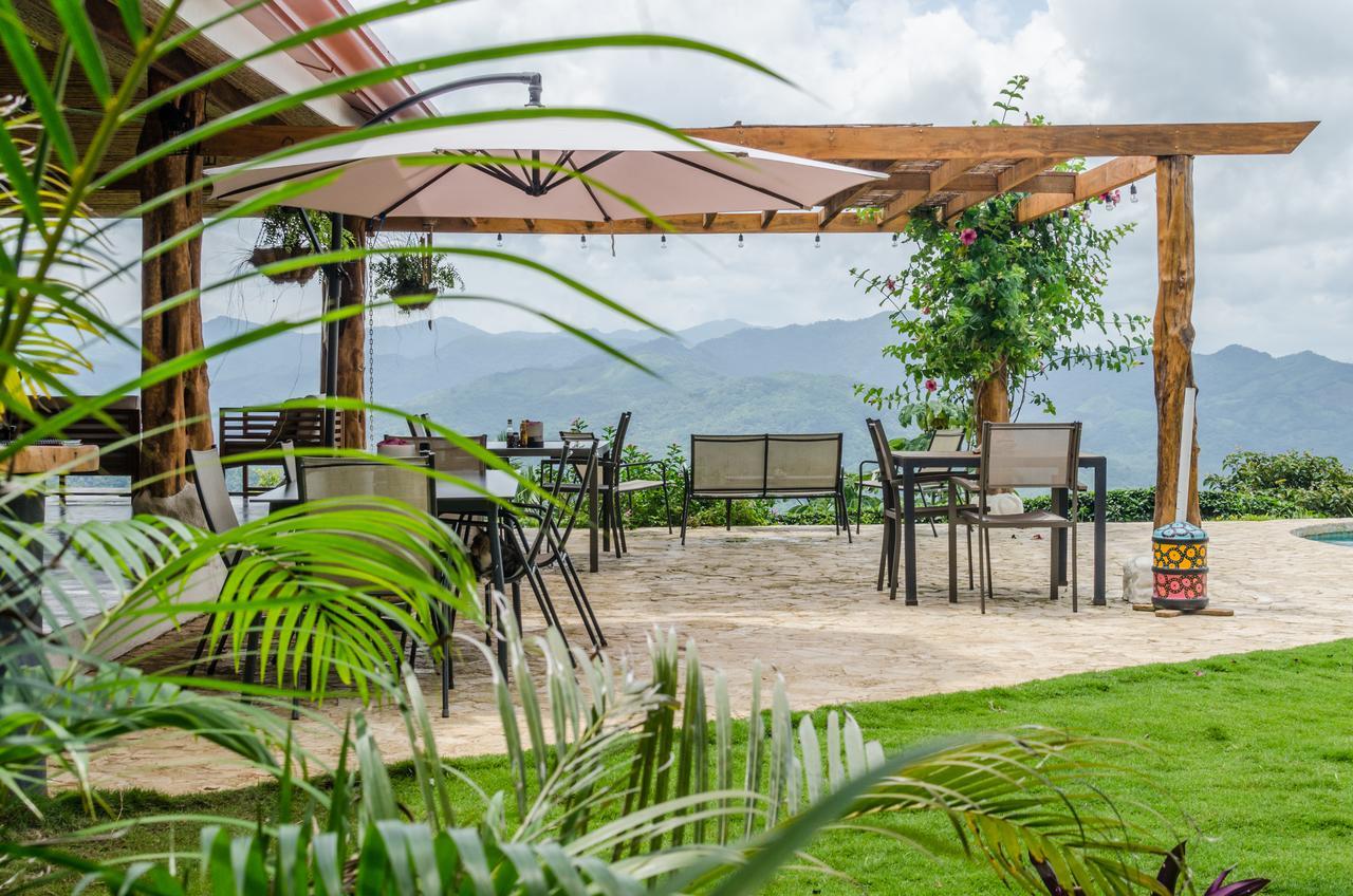 Hotel Peace & Lodge ซามารา ภายนอก รูปภาพ